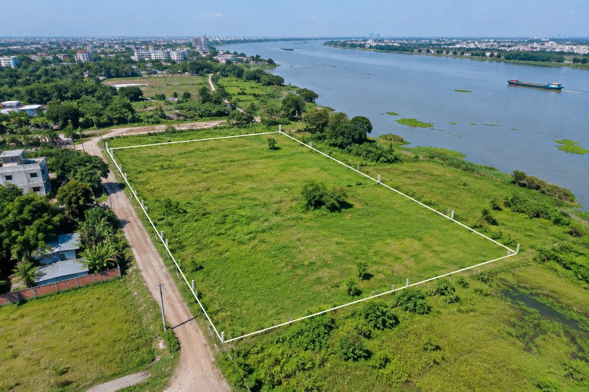 Sample Riverside Plot